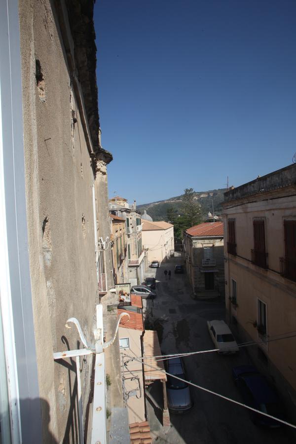 Al Vecchio Castello Bed & Breakfast Tropea Exterior photo